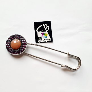 Broche épingle rose verre et rocaille