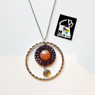 Collier Cercle mosaïque rose en verre et rocaille