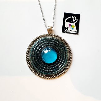 Collier rond bleu turquoise en verre et rocaille