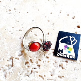 Bague ronde double verre et rocaille rouge