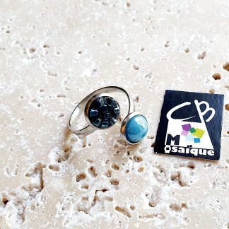 Bague ronde double verre et rocaille bleu turquoise